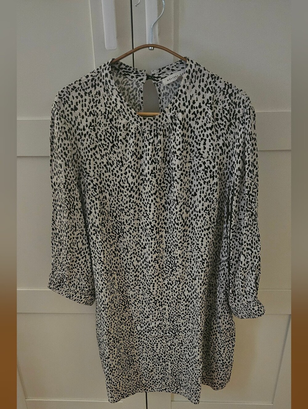 MELISSA NEPTON Black and White Long Sleeve Printed Shift Dress